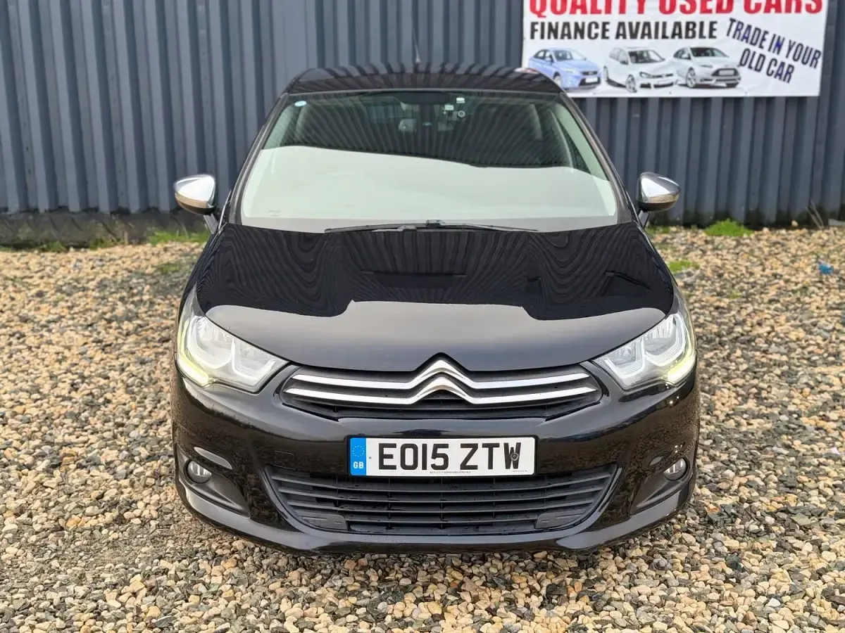 Used Citroën C4 Flair 120 HP (88 kW) 2015 Black Hatchback