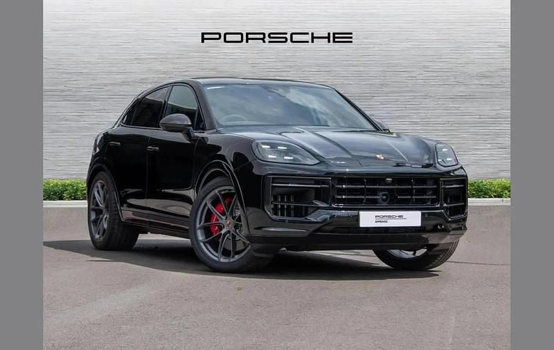 Black Used 2025 Porsche Cayenne S SUV | £107,995 (Expensive) - Image 1/4
