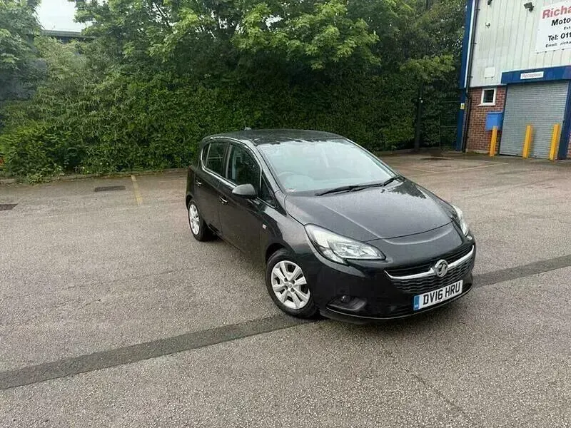 Used Vauxhall Corsa Design Edition 90 HP (66 kW) 2016 Black Hatchback