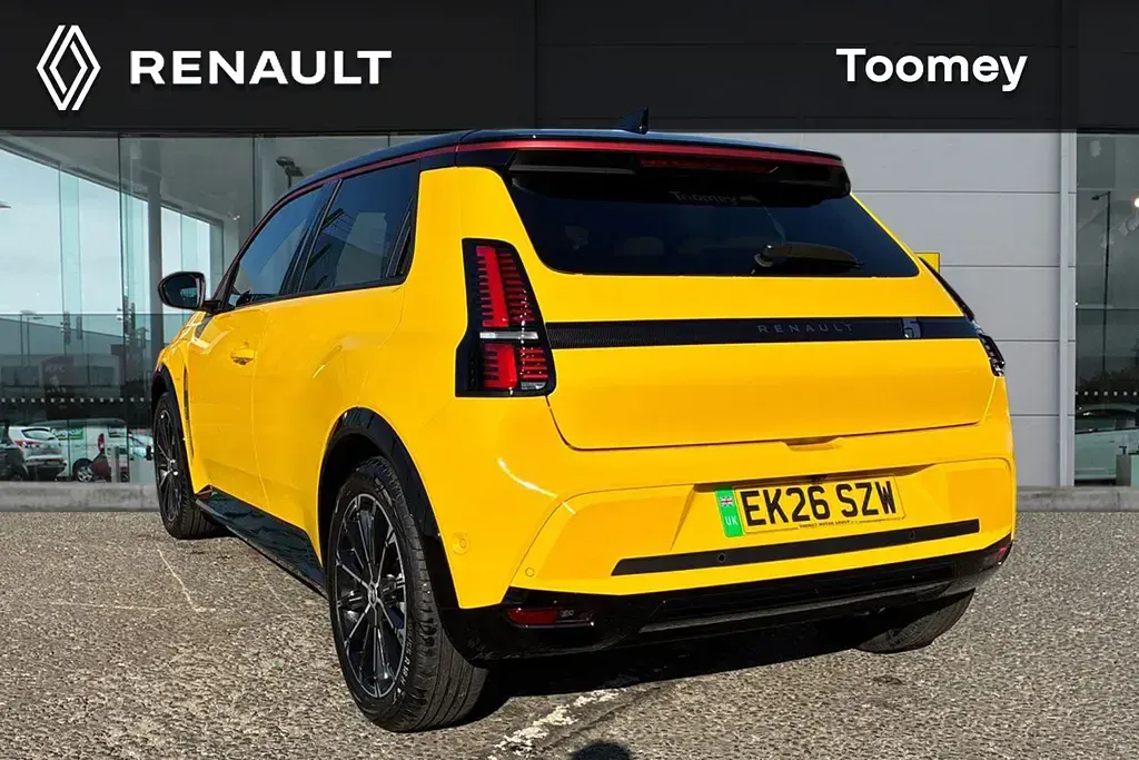 New Renault R5 Iconic 108 kW (148 HP) 2026 Hatchback