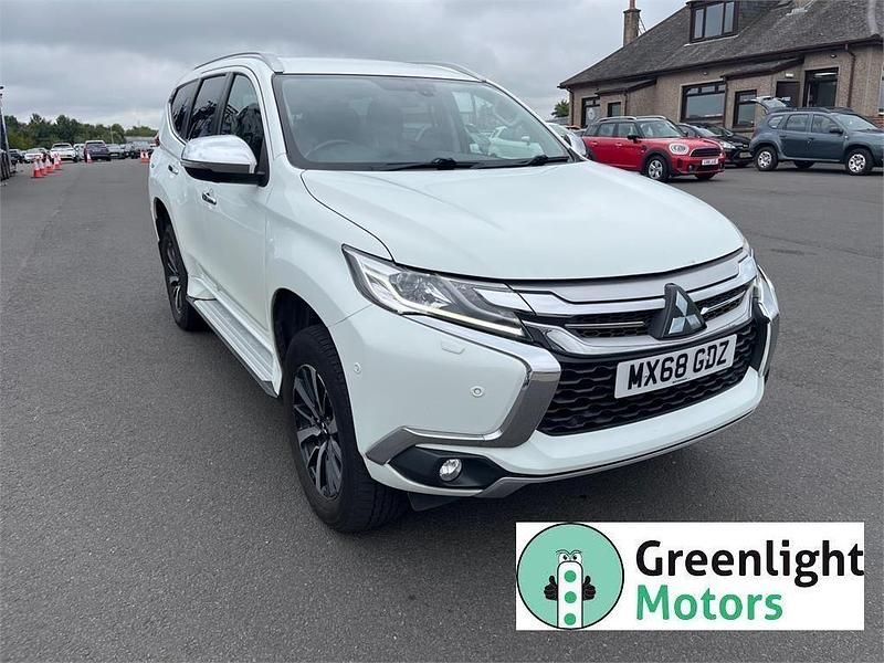 White Used 2018 Mitsubishi Shogun SUV | £19,617 (Fair price) - Image 1/3