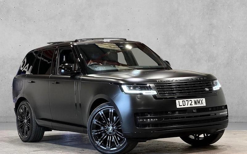 Used 2025 Land Rover Range Rover HSE SUV | £74,990 (Super price) - Image 1/4