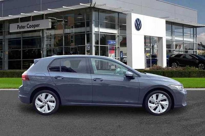 Used VW Golf VIII 204 HP (150 kW) 2025