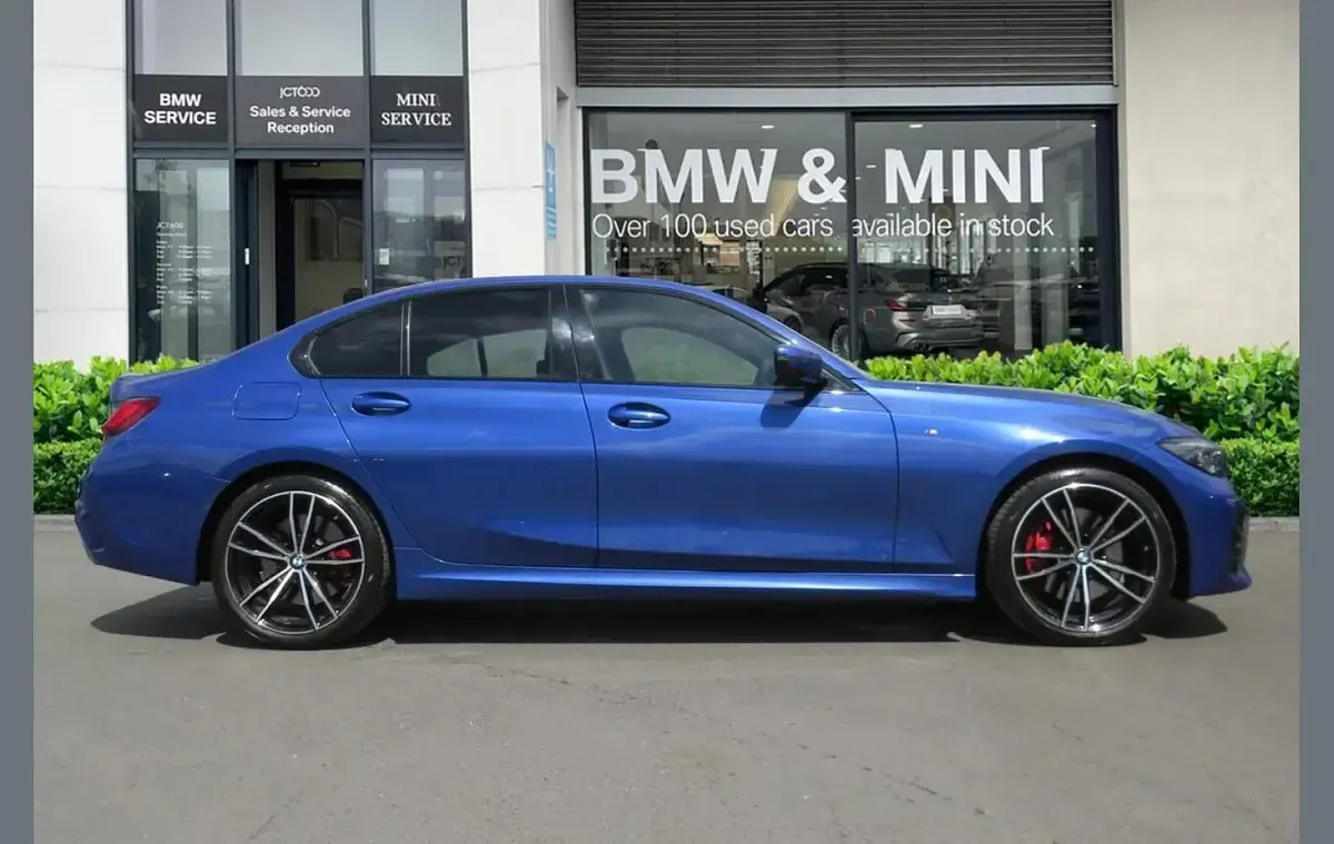 Used BMW 320 M Sport 180 HP (132 kW) 2022 Blue Sedan