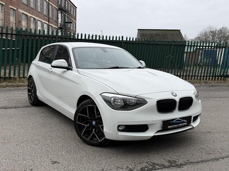Used BMW 120 Performance 184 HP (135 kW) 2014 White Hatchback