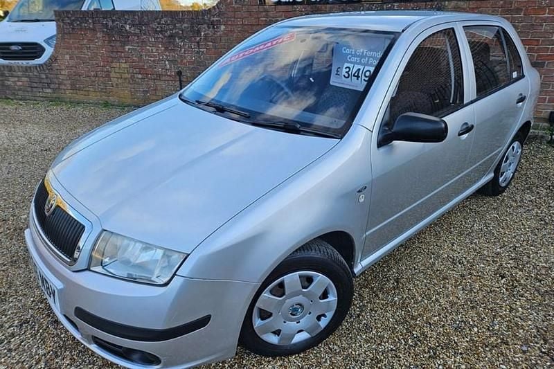 Silver Used 2006 Skoda Fabia Classic Hatchback | £3,495 (Fair price) - Image 1/1