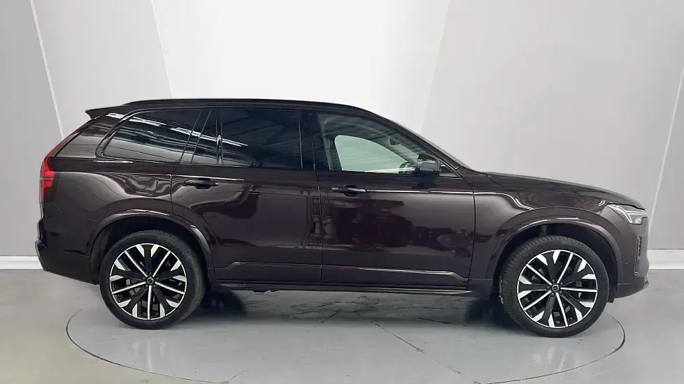 Used Volvo XC90 Ultra 455 HP (334 kW) 2025 Red SUV