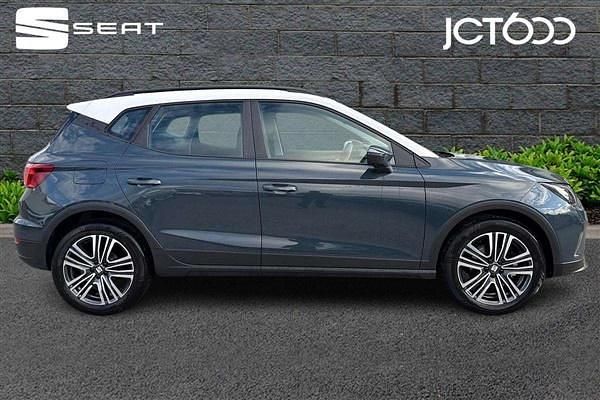 Used Seat Arona SE Technology 114 HP (83 kW) 2025 Blue SUV