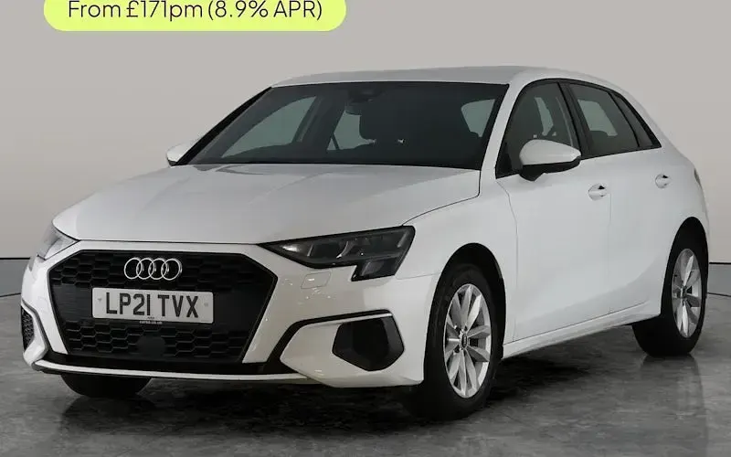 Usado Audi A3 Sportback 110 HP (80 kW) 2023 Citadino