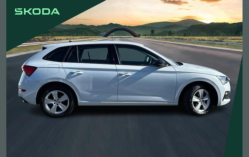 Used Skoda Scala SE 94 HP (69 kW) 2020 White Hatchback