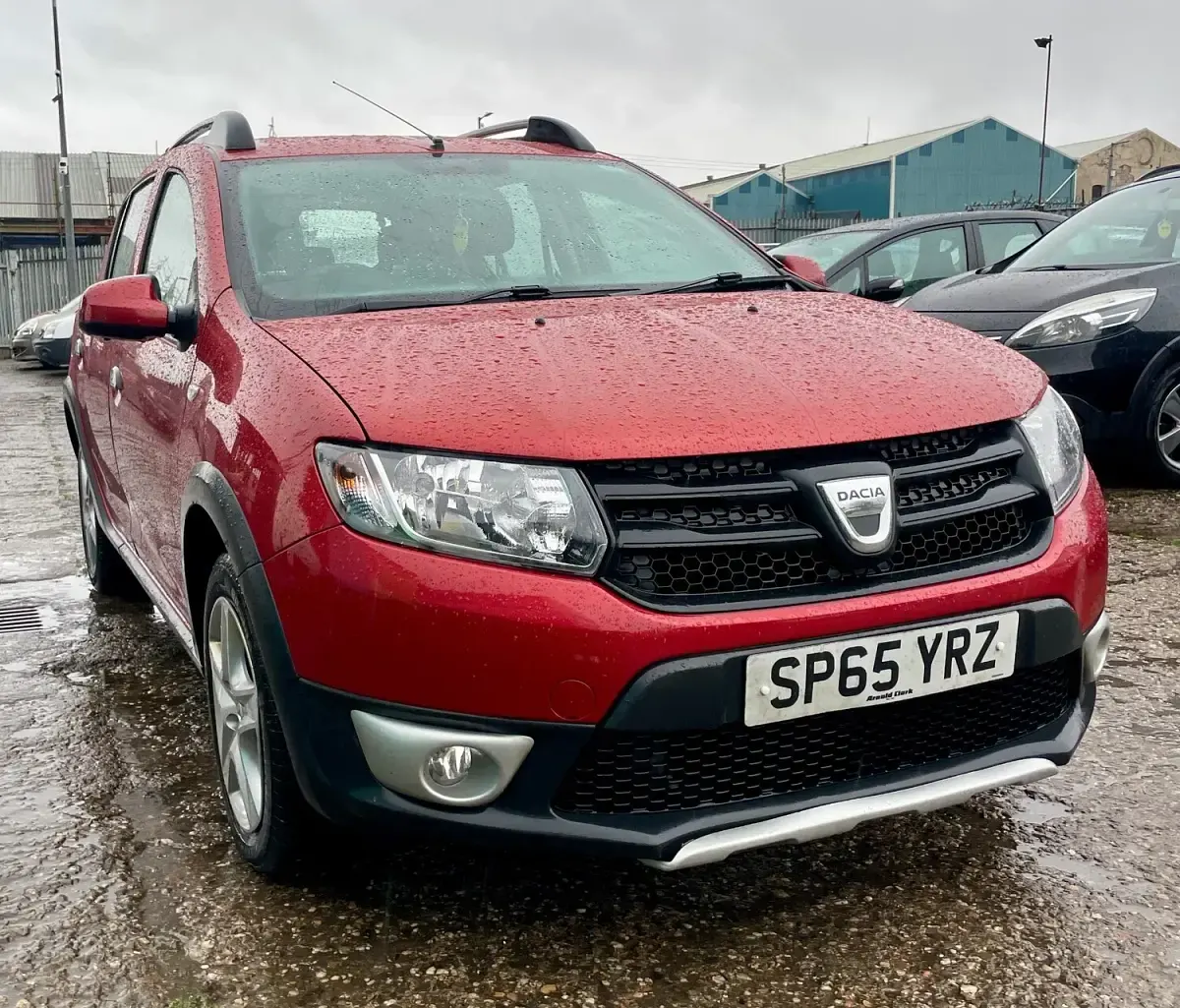 Used Dacia Sandero Ambiance 2015 Red Hatchback
