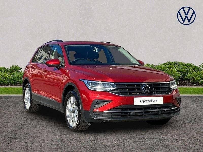 Red Used 2022 VW Tiguan Life SUV | £19,500 (Good price) - Image 1/4