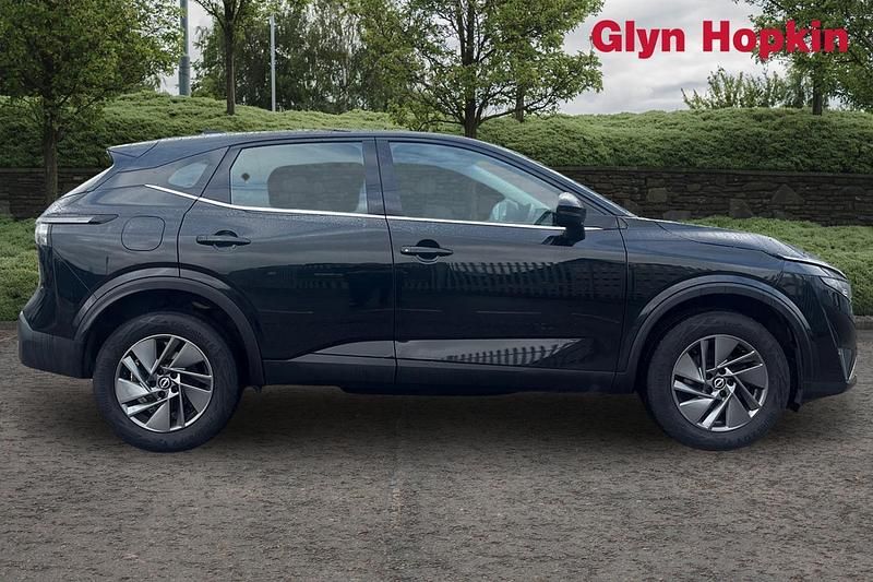 Used Nissan Qashqai Acenta Premium 2025 Black SUV