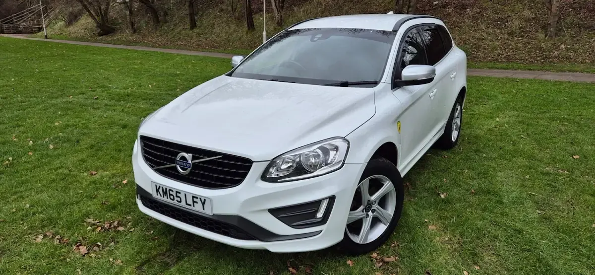 Used Volvo XC60 R-Design 2015 White SUV