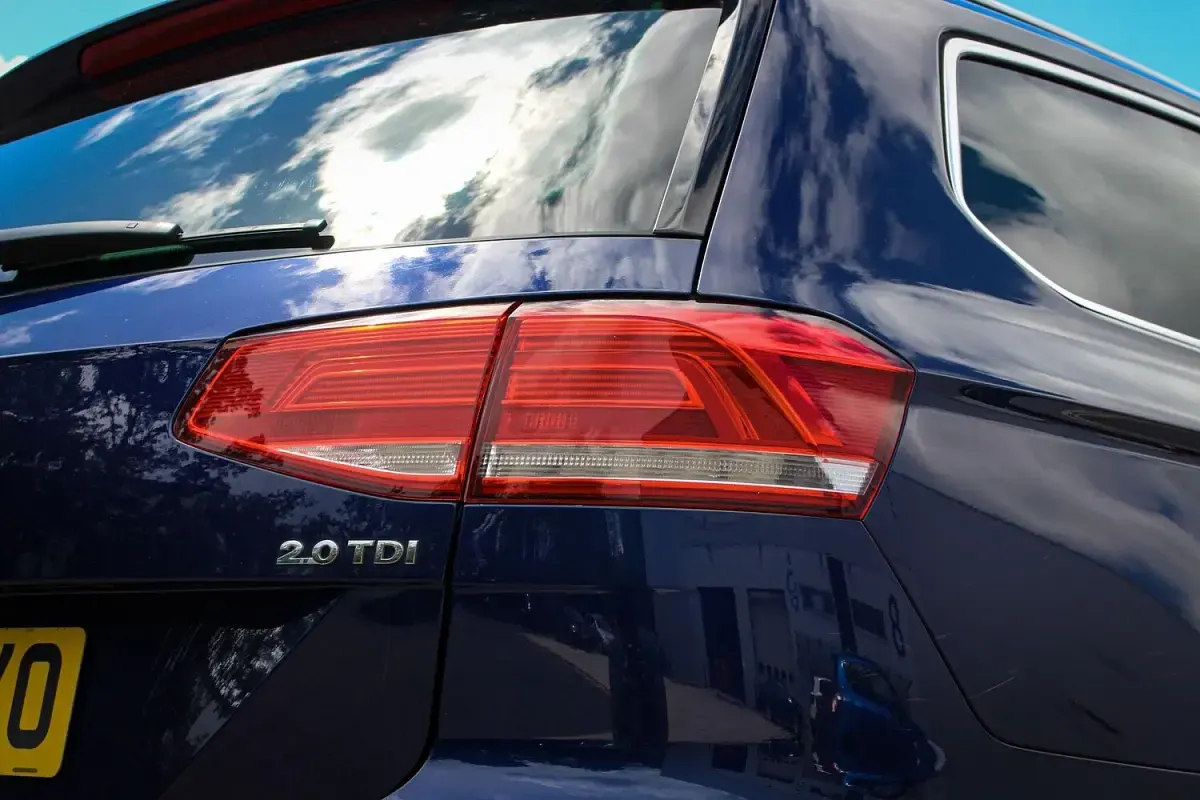 Used VW Passat Business 150 HP (110 kW) 2017 Blue Estate