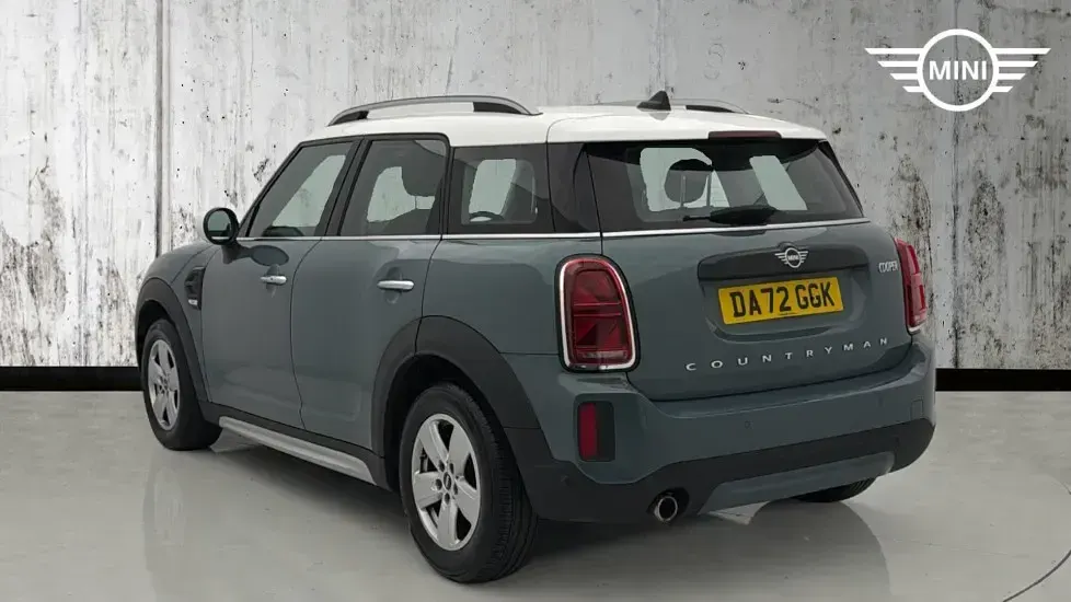 Used Mini Cooper Countryman Classic 134 HP (98 kW) 2022 Green SUV