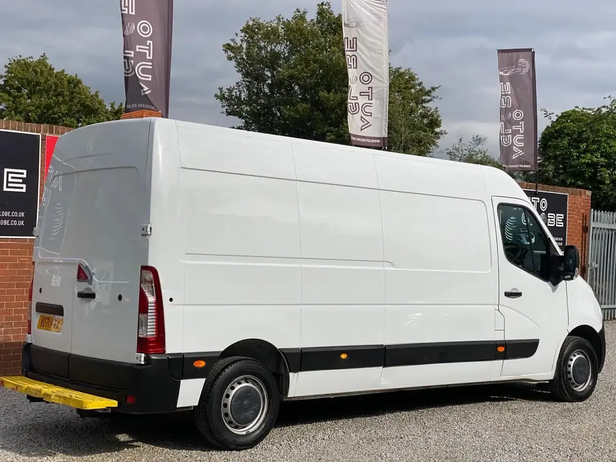 Used Vauxhall Movano Edition 2021 White