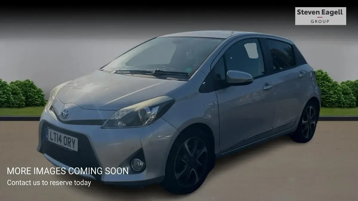 Used Toyota Yaris Trend 101 HP (74 kW) 2014 Silver Hatchback