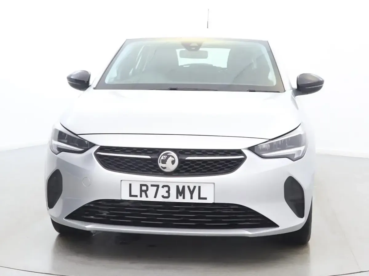 Używany Vauxhall Corsa Design Edition 2023 Szary Hatchback