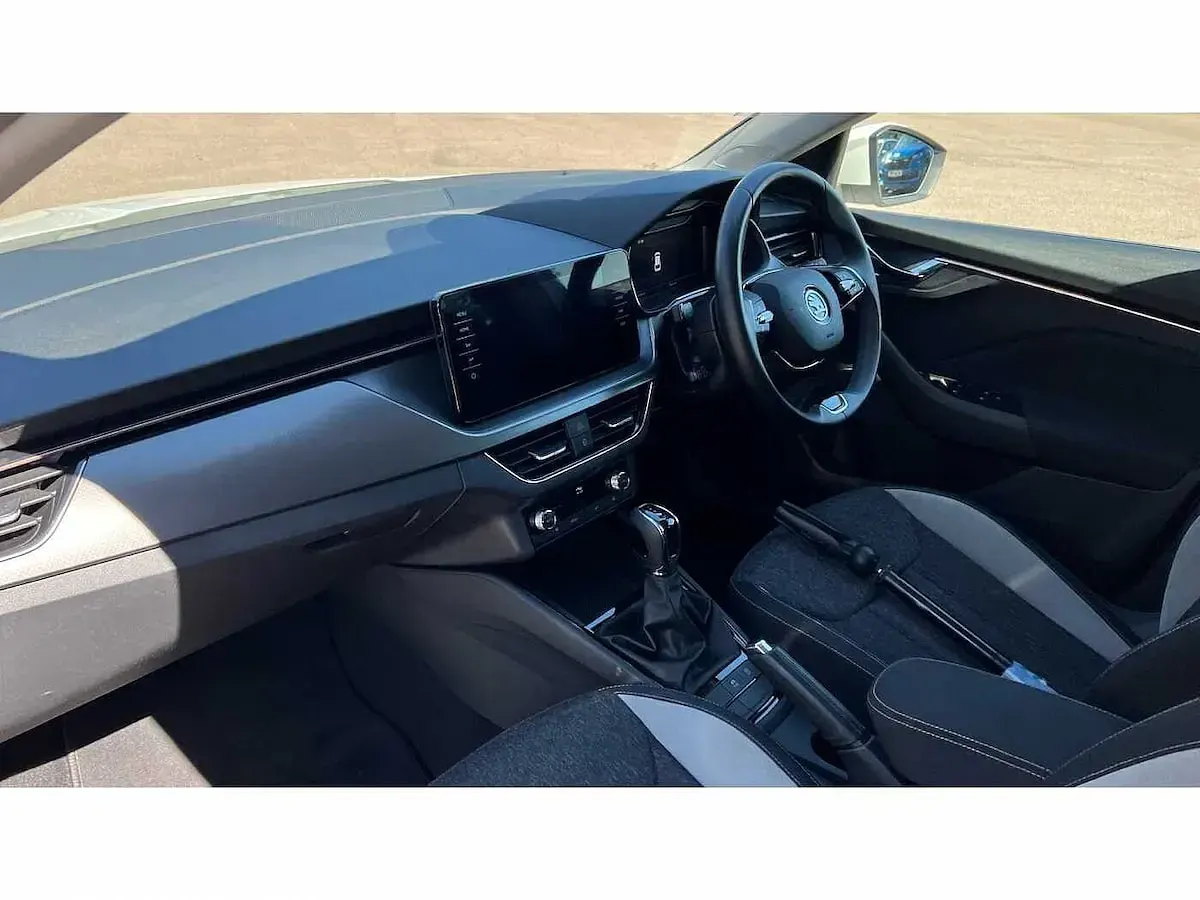 Used Skoda Scala SE L 147 HP (108 kW) 2023 Candy white Hatchback