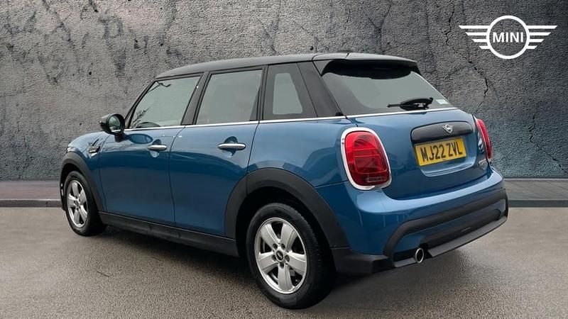 Used Mini Cooper Classic 134 HP (98 kW) 2022 Blue Hatchback