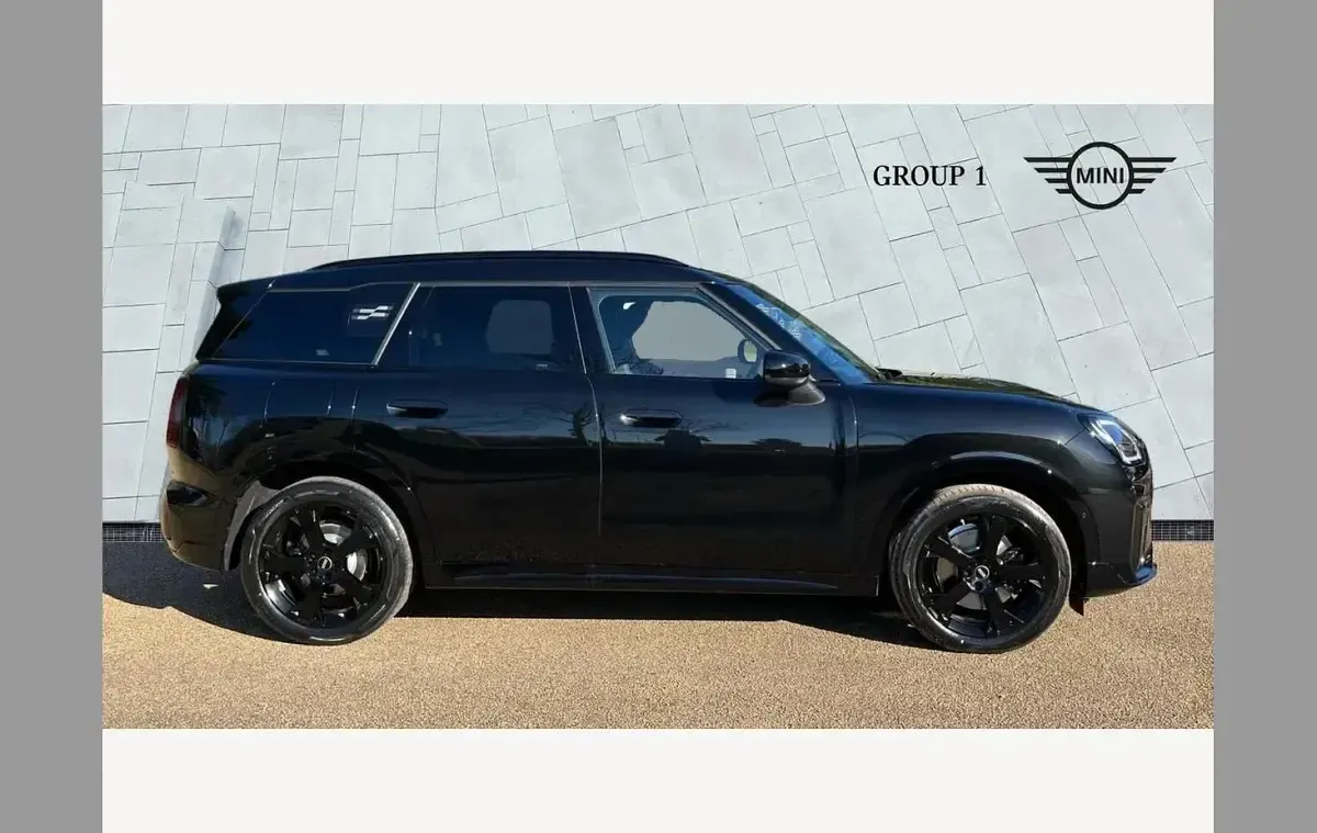 Used Mini Countryman Sport 168 HP (123 kW) 2026 Black SUV