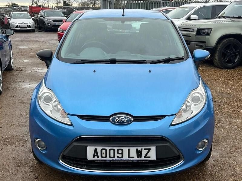 Used Ford Fiesta Zetec 94 HP (69 kW) 2009 Blue Hatchback