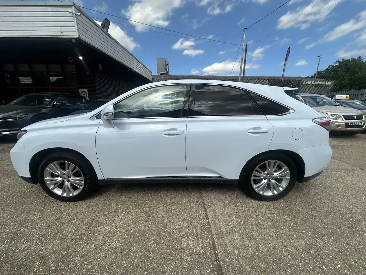 Used Lexus RX450h 2011 White SUV