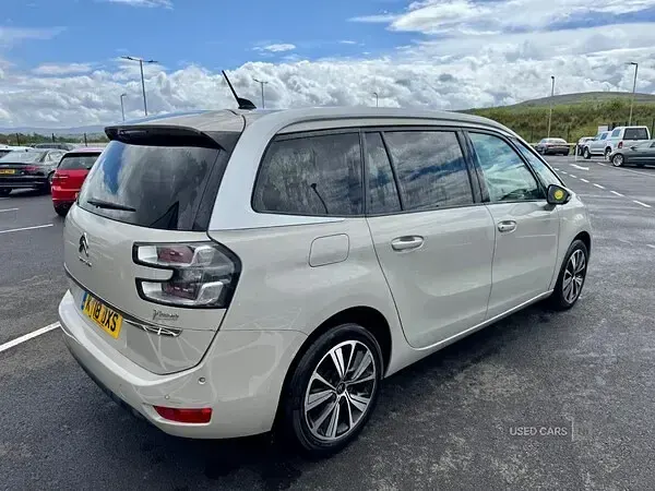 Used Citroën Grand C4 Picasso Flair 2018 Beige MPV
