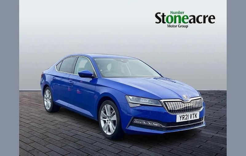 Used Skoda Superb SE L 218 HP (160 kW) 2021 Blue Hatchback