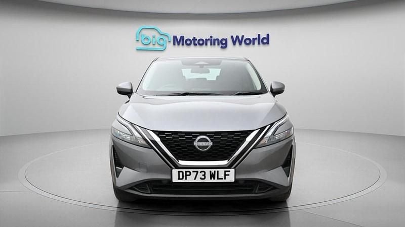 Used Nissan Qashqai Acenta Premium 140 HP (102 kW) 2024 Grey SUV