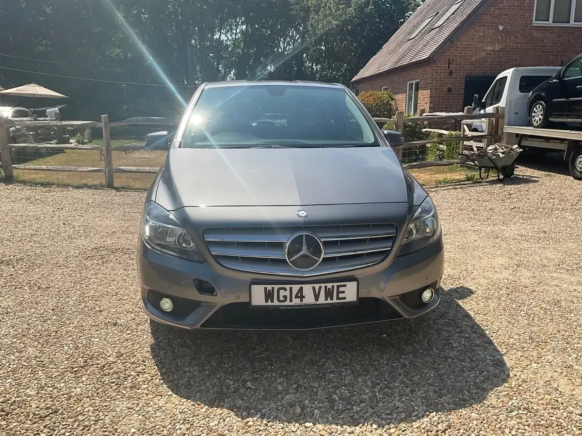 Used Mercedes B180 SE 109 HP (80 kW) 2014 Grey Hatchback