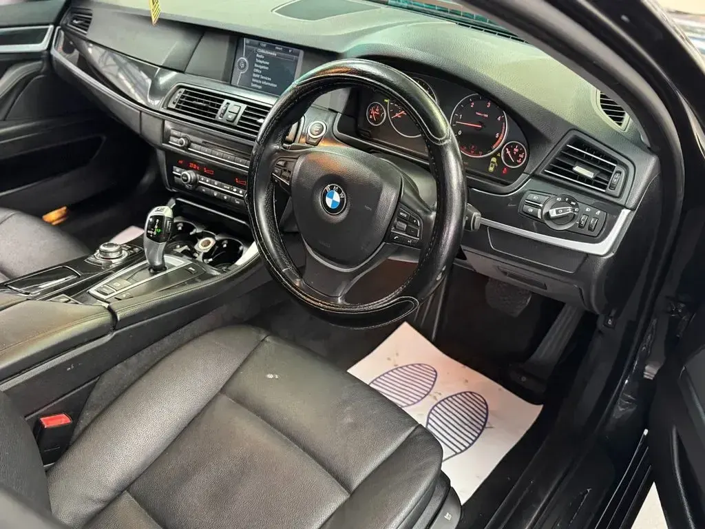 Used BMW 525 Shadowline 2010 Black Estate