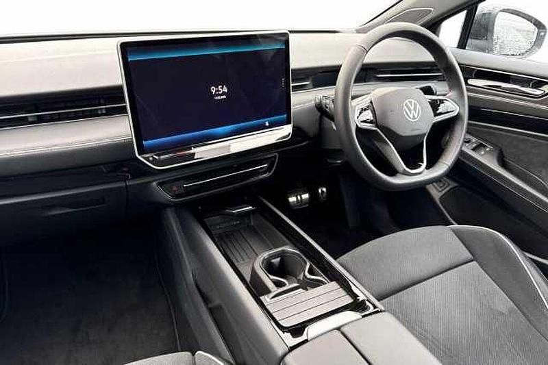 New VW ID.7 Pro 210 kW (286 HP) 2025 Silver Hatchback