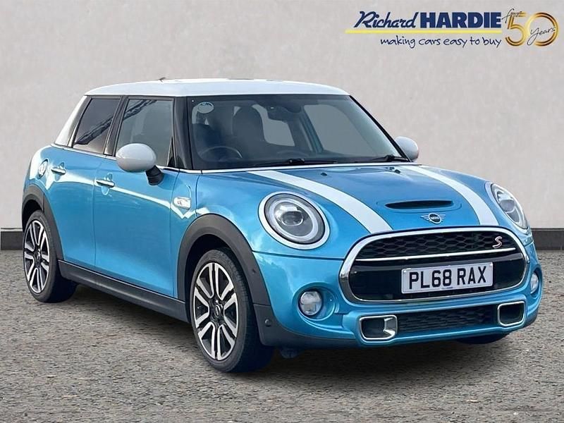 Blue Used 2018 Mini Cooper S Exclusive Hatchback | £14,499 (Fair price) - Image 1/3