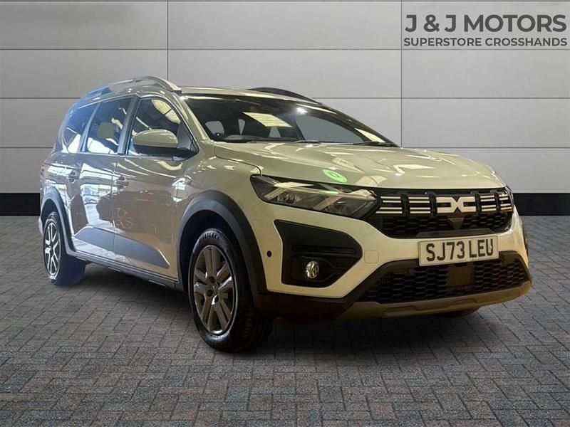 Used Dacia Jogger Expression 110 HP (80 kW) 2023 White MPV