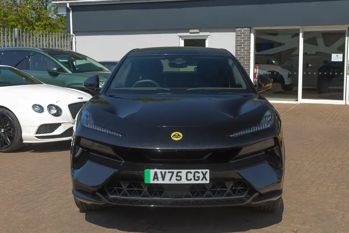New Lotus Eletre 450 kW (612 HP) 2026 Black SUV