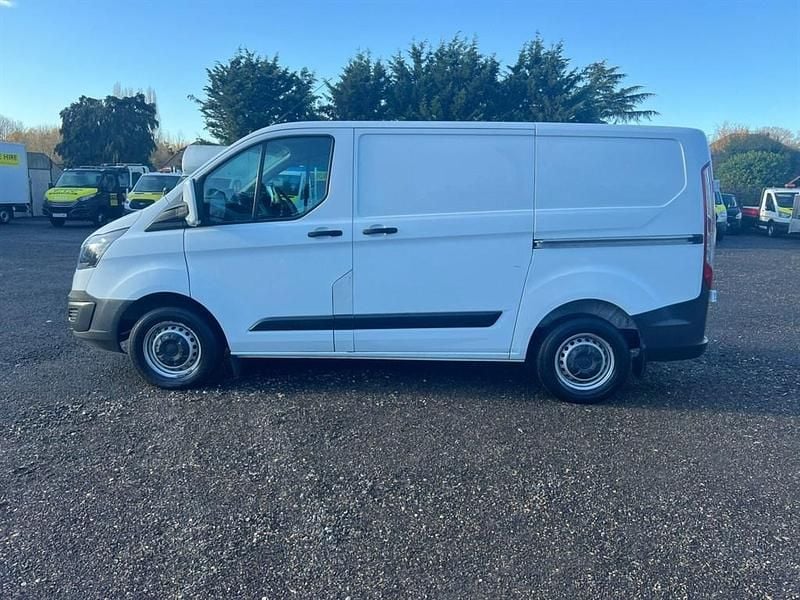 White Used 2017 Ford Transit Custom | £8,500 (Super price) - Image 1/4