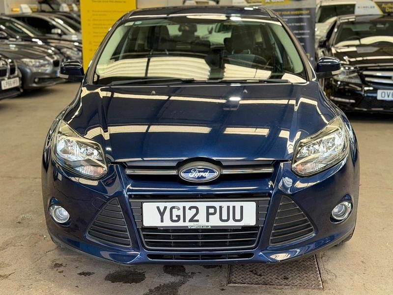 Used Ford Focus Zetec 2012 Blue Hatchback
