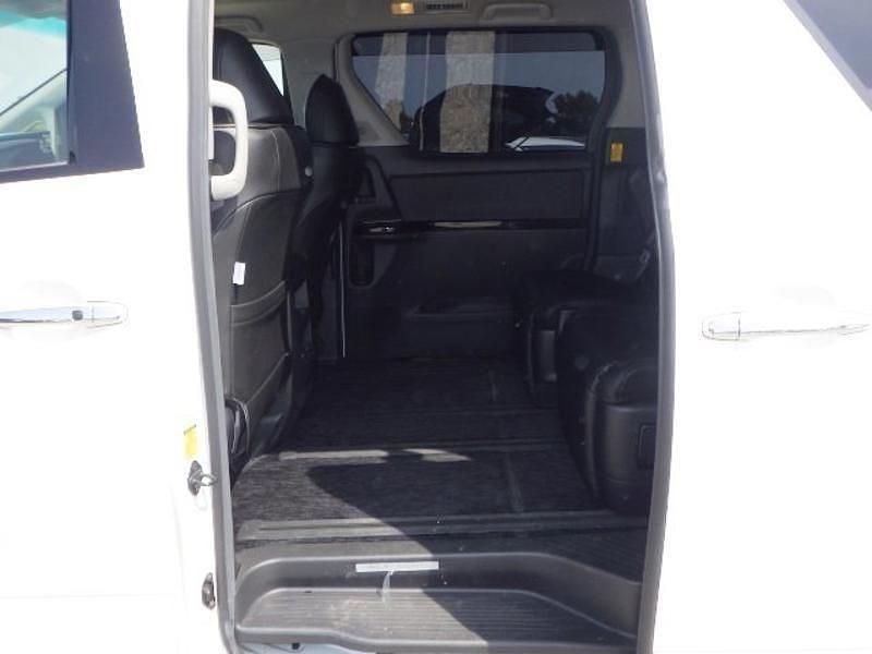 Begagnad Toyota Alphard SR 2012 Vit Minibuss