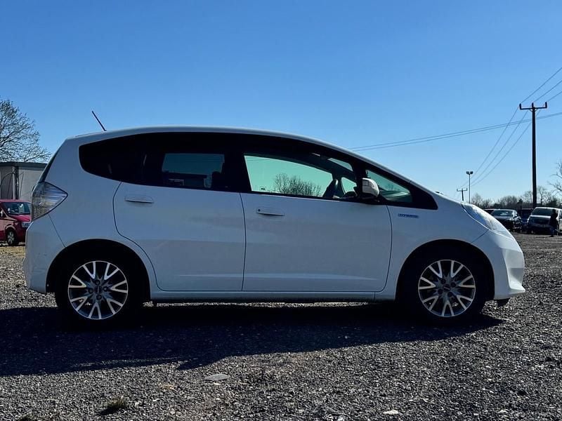 Used Honda Jazz Hybrid 2025 White Hatchback