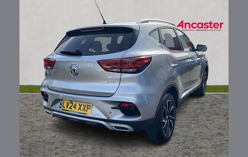 Used MG ZS Exclusive 111 HP (81 kW) 2024 Silver SUV
