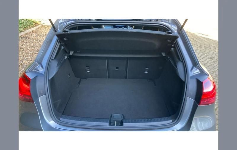 Used Mercedes A180 AMG Line Premium Plus 134 HP (98 kW) 2025 Grey Hatchback