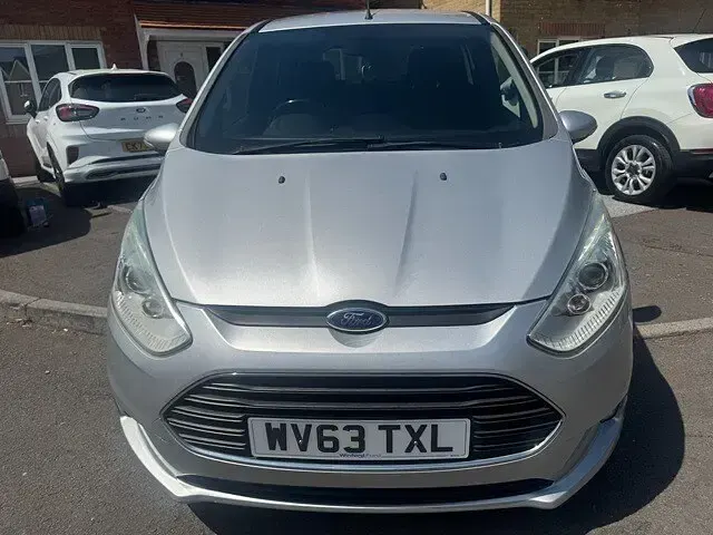 Used Ford B-MAX Zetec 100 HP (73 kW) 2013 Silver MPV