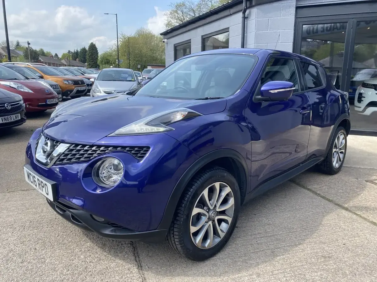 Used Nissan Juke Tekna 117 HP (86 kW) 2016 Blue SUV