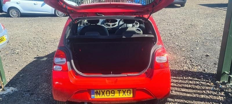 Used Renault Twingo Extreme 2009 Red Hatchback