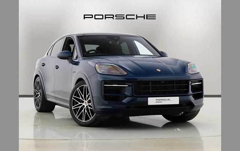 Used Porsche Cayenne 464 HP (341 kW) 2024 Blue SUV