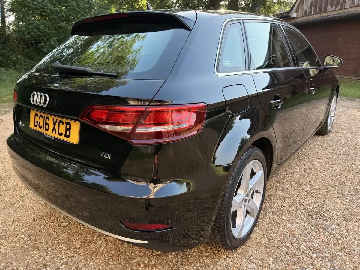 Used Audi A3 Sportback Sport 110 HP (80 kW) 2016 Black Hatchback