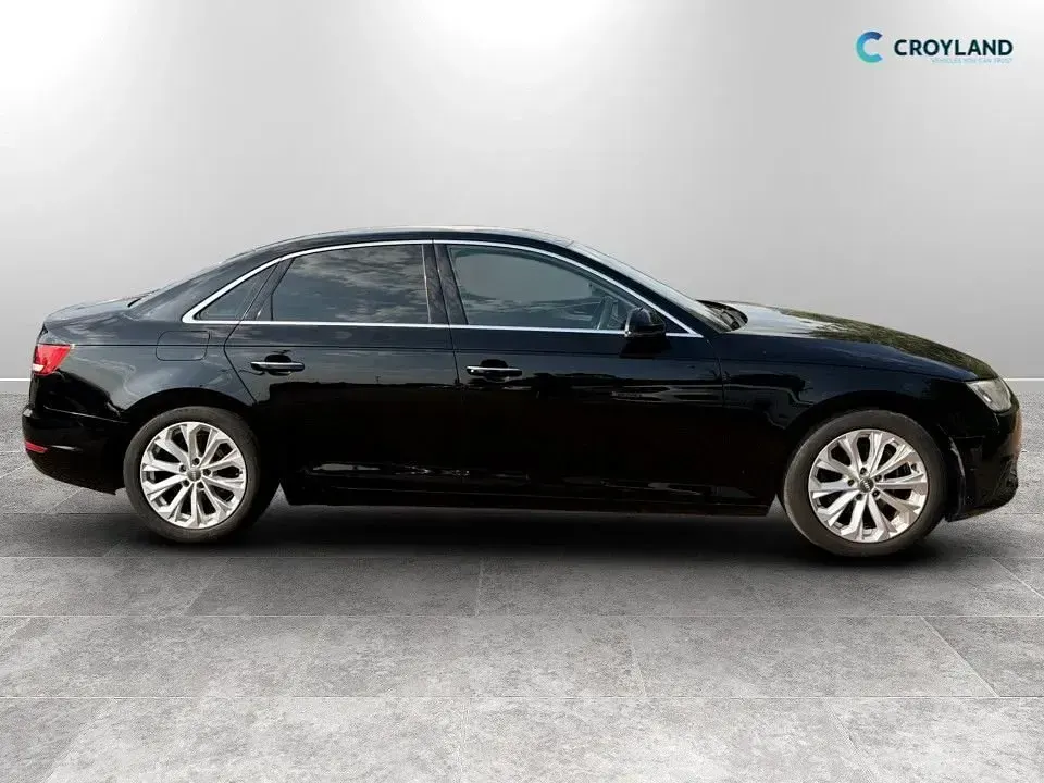 Begagnad Audi A4 Design 150 HK (110 kW) 2016 Svart Sedan
