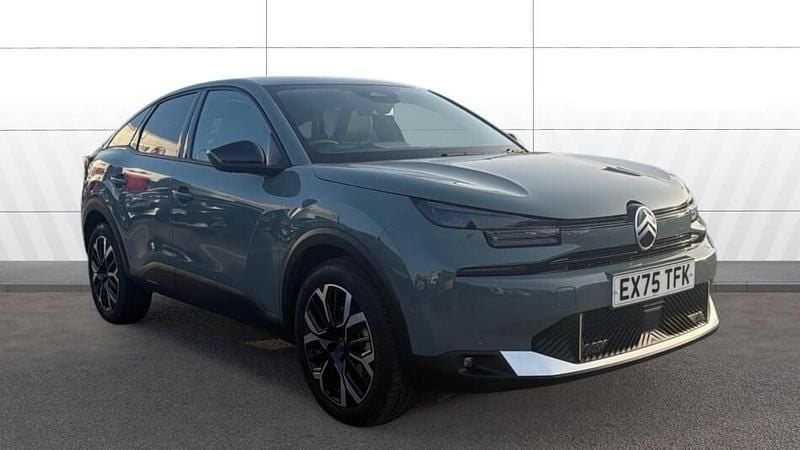 Used Citroën C4 131 HP (96 kW) 2025 Green SUV